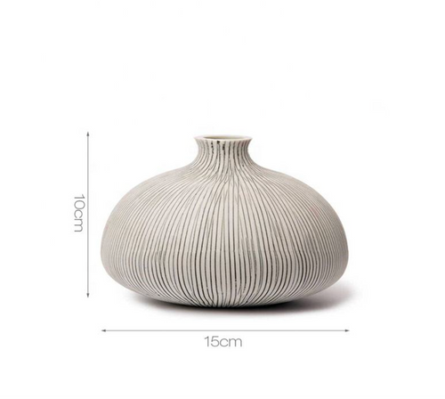 Elegant Wabi-Sabi Ceramic Vase – Timeless Sculptural Home Décor