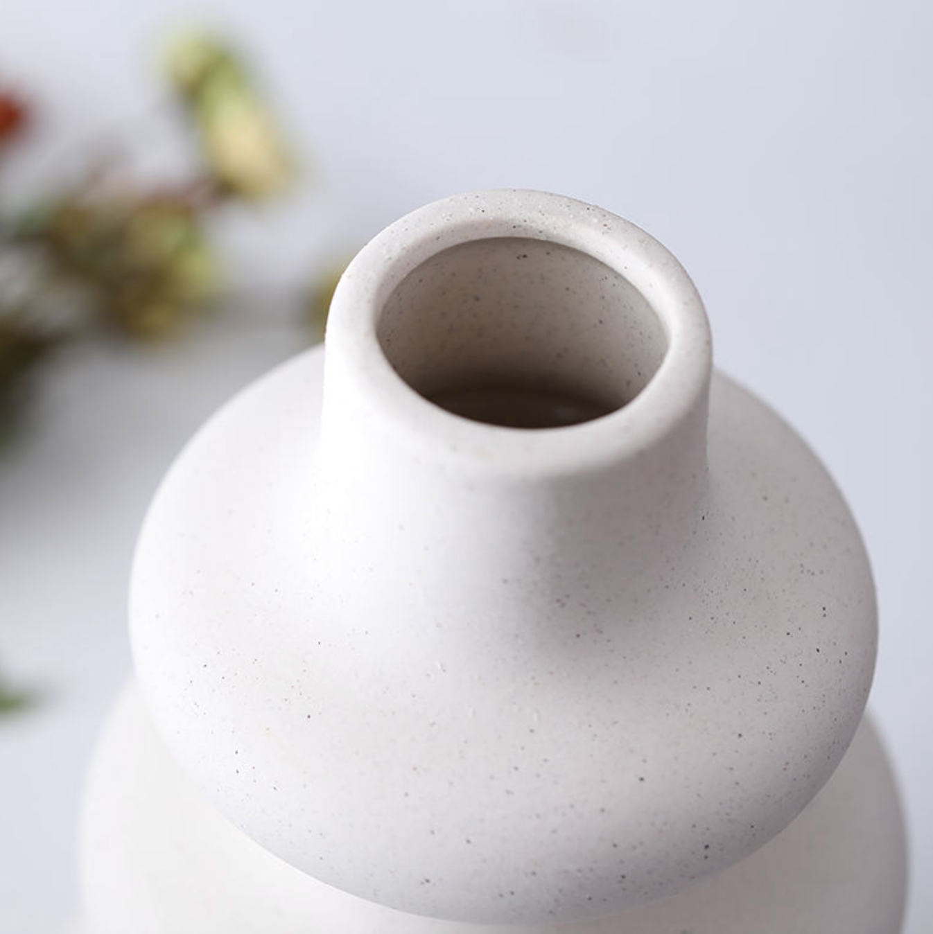 Modern Spiral Ceramic Vase – Minimalist Speckled Sculptural Décor