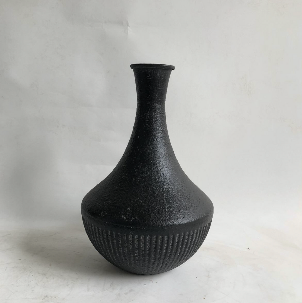 Rustic Wabi-Sabi Metal Vase – Raw, Artistic & Timeless Home Décor